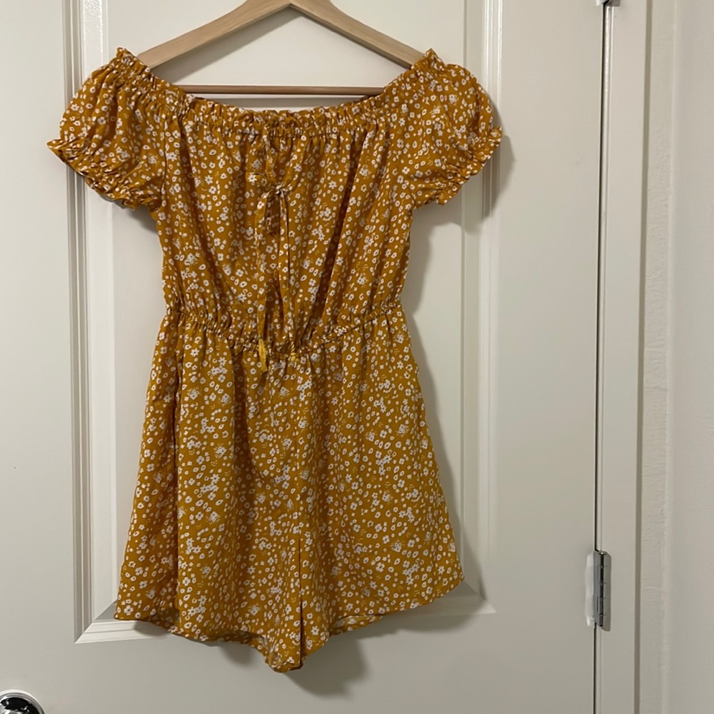 On/off shoulder romper
